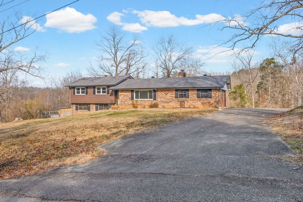 103 Millers Hill Rd, Dover, TN 37058