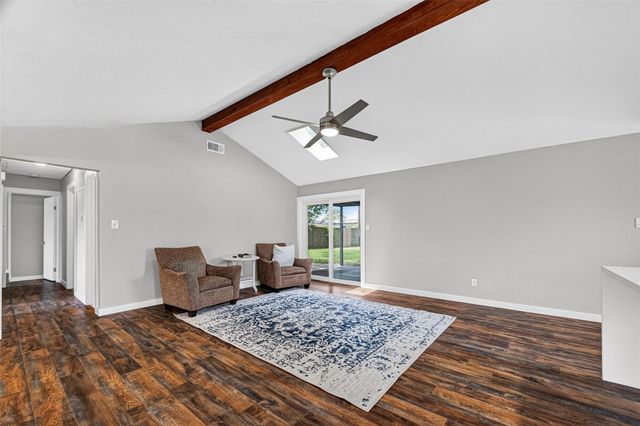 402 Christina Lane, Friendswood, TX 77546