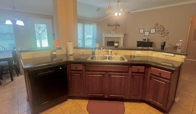 18720 Rosalea Way, Montgomery, TX 77356