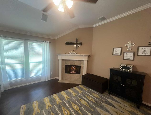 18720 Rosalea Way, Montgomery, TX 77356