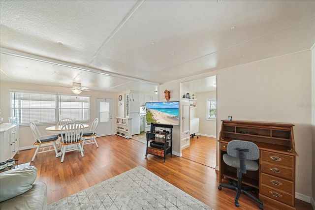 49 LEISURE WAY, Palmetto, FL 34221