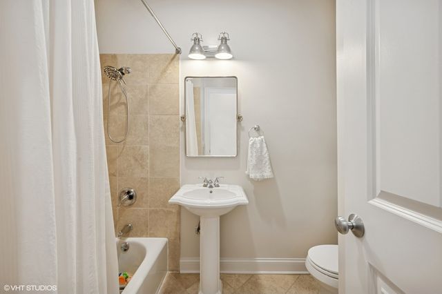 3543 N Southport Avenue 3S, Chicago, IL 60657