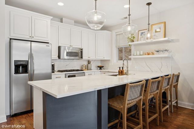 3543 N Southport Avenue 3S, Chicago, IL 60657