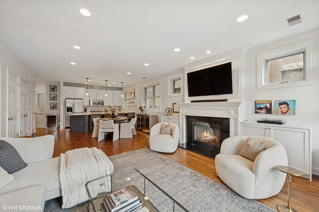 3543 N Southport Avenue 3S, Chicago, IL 60657
