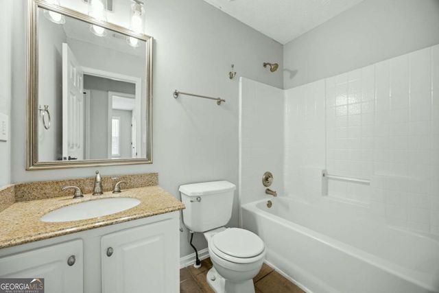 1115 Winthrope Chase Drive, Alpharetta, GA 30009