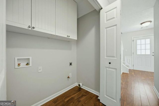 1115 Winthrope Chase Drive, Alpharetta, GA 30009