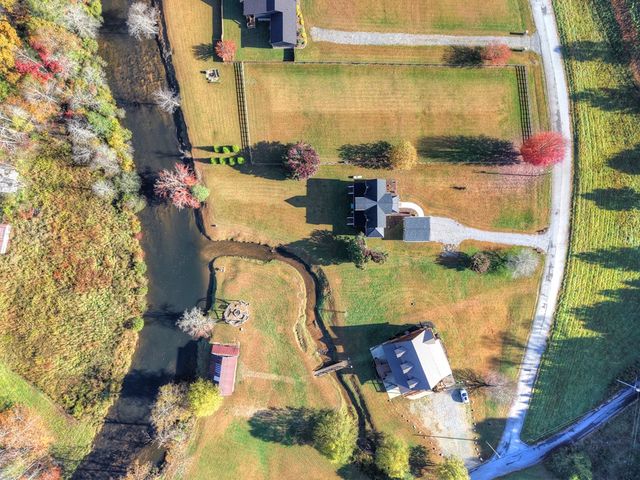 47 Downy Road, Blue Ridge, GA 30513