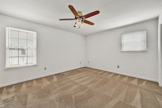 1040 Barrens Village CT, Roanoke, VA 24019
