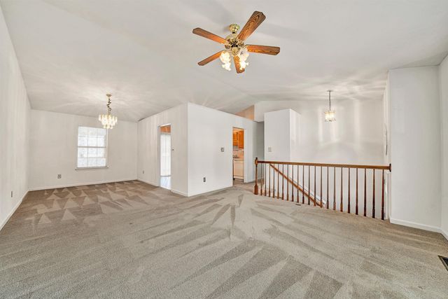 1040 Barrens Village CT, Roanoke, VA 24019
