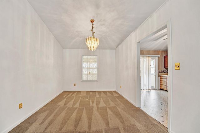 1040 Barrens Village CT, Roanoke, VA 24019