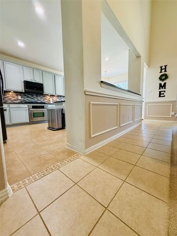 8132 Guadalupe Road, Arlington, TX 76002