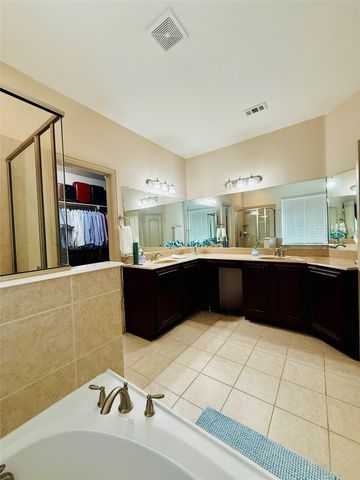 8132 Guadalupe Road, Arlington, TX 76002