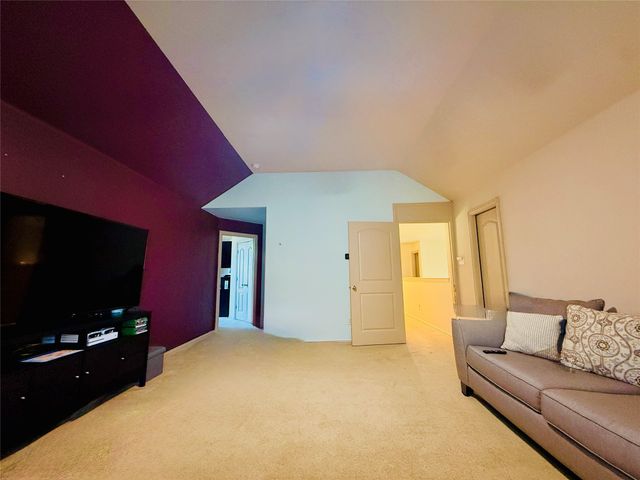 8132 Guadalupe Road, Arlington, TX 76002