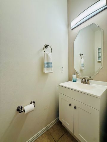 8132 Guadalupe Road, Arlington, TX 76002