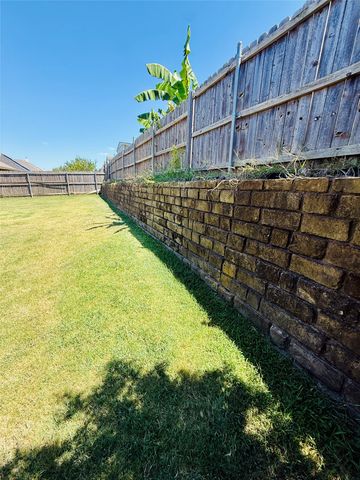8132 Guadalupe Road, Arlington, TX 76002