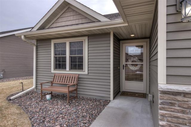 5609 Green Park Drive, Eau Claire, WI 54703