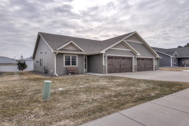 5609 Green Park Drive, Eau Claire, WI 54703