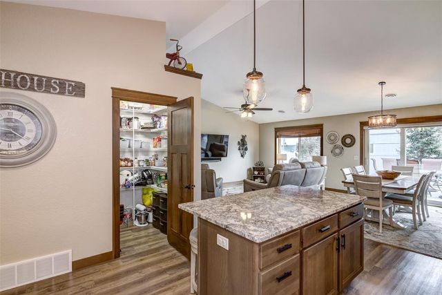 5609 Green Park Drive, Eau Claire, WI 54703