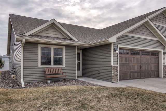 5609 Green Park Drive, Eau Claire, WI 54703