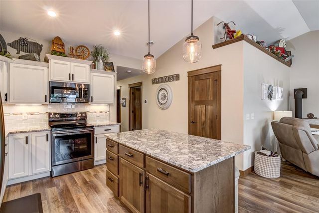 5609 Green Park Drive, Eau Claire, WI 54703