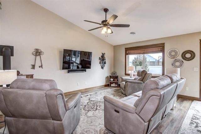 5609 Green Park Drive, Eau Claire, WI 54703