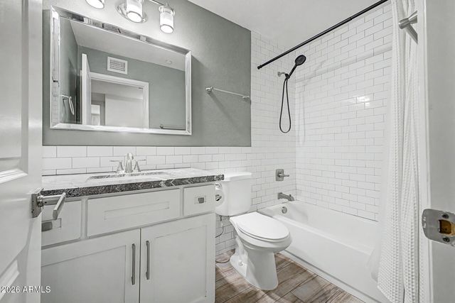 6907 E PORTLAND Street, Scottsdale, AZ 85257