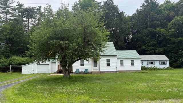 27 Ainsworth Road, Claremont, NH 03743
