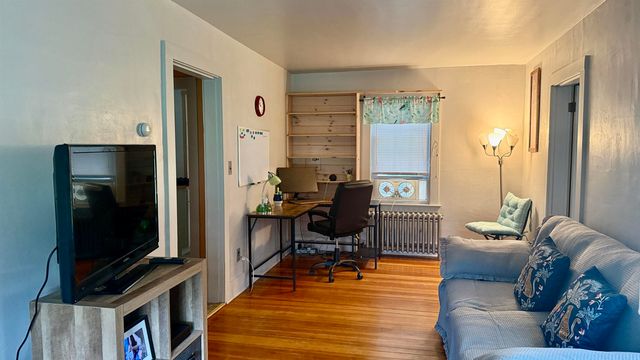 27 Ainsworth Road, Claremont, NH 03743
