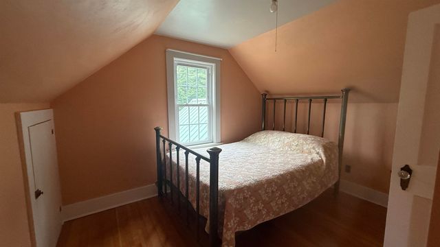 27 Ainsworth Road, Claremont, NH 03743