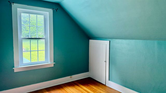 27 Ainsworth Road, Claremont, NH 03743