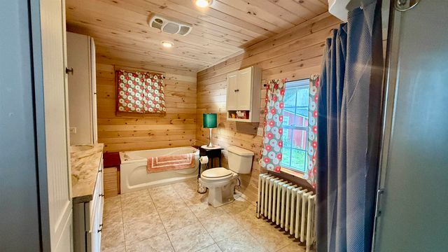 27 Ainsworth Road, Claremont, NH 03743