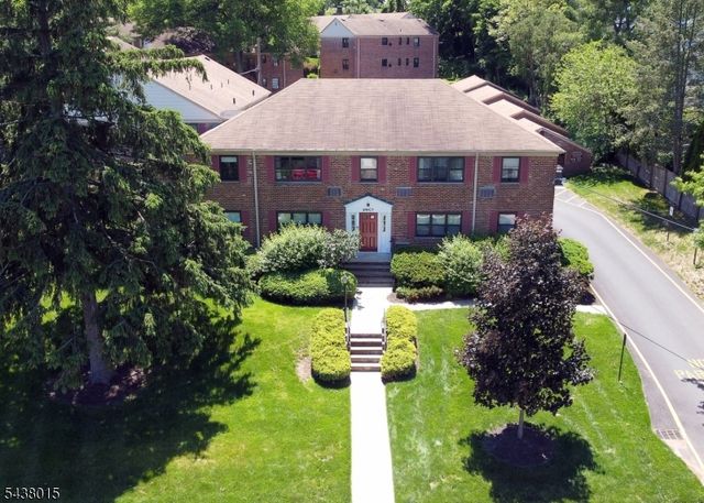 9 West Ct 2B, Westfield Town, NJ 07090