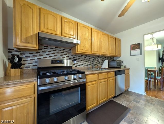 9 West Ct 2B, Westfield Town, NJ 07090