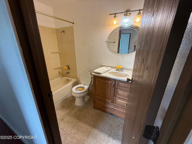 7811 Kiana Circle, Anchorage, AK 99507