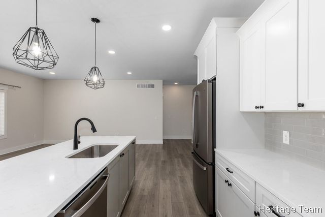 6645 Croft Lane 30, Hudsonville, MI 49426