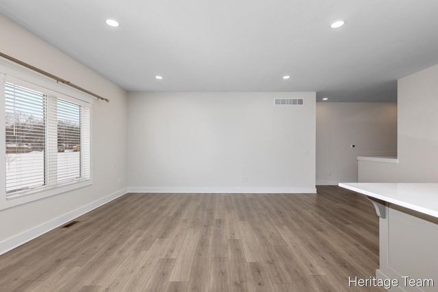 6645 Croft Lane 30, Hudsonville, MI 49426