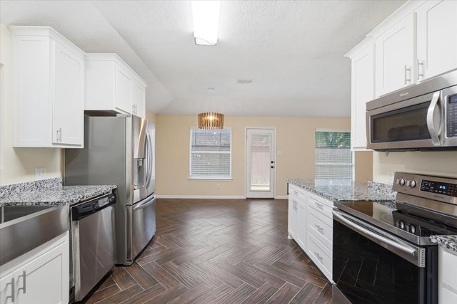 507 Clairmont Street, Farmersville, TX 75442