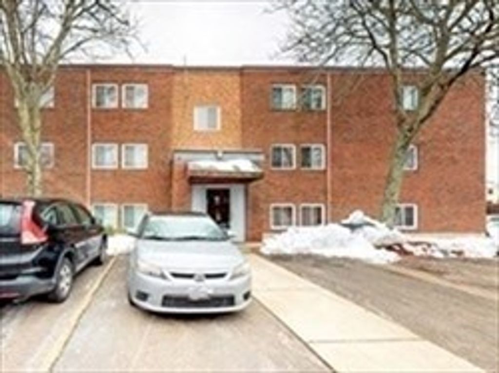 97 Colonel Bell Dr 8, Brockton, MA 02301