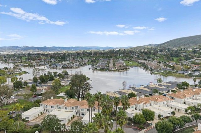 1652 Via Ocioso, San Marcos, CA 92078