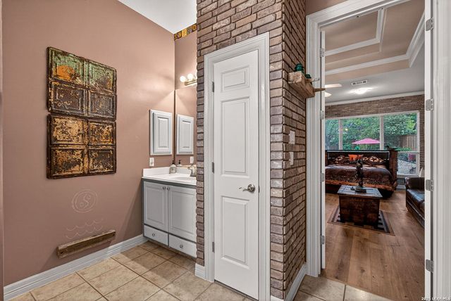 24815 BIRDIE RDG, San Antonio, TX 78260