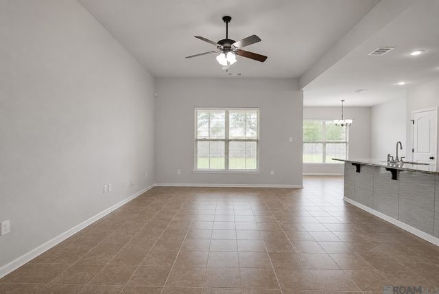 20036 Scarlett Ln, Ponchatoula, LA 70454