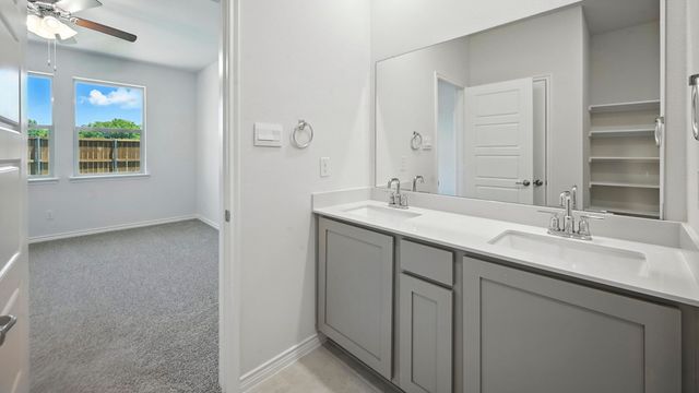 3540 Barnfield Avenue, Aubrey, TX 76227