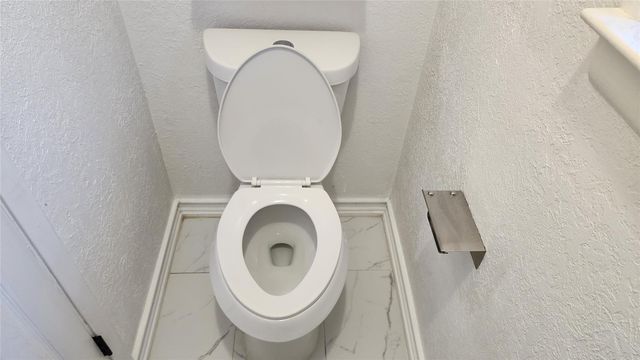 530 S 12th Street, Silsbee, TX 77656