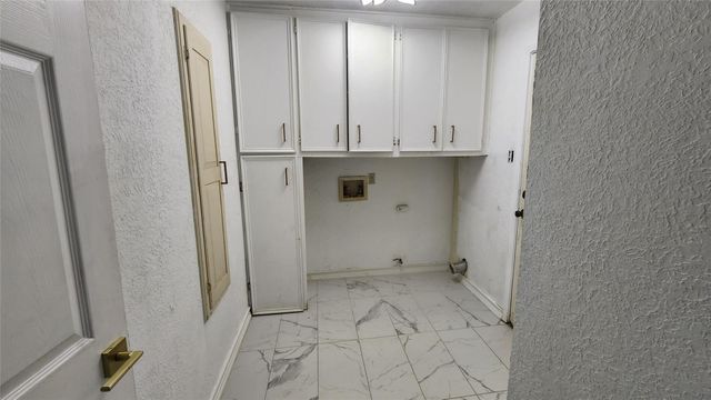 530 S 12th Street, Silsbee, TX 77656