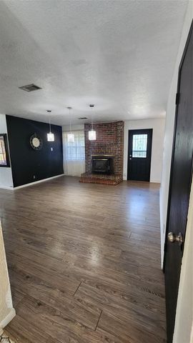 530 S 12th Street, Silsbee, TX 77656