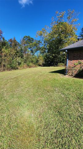 530 S 12th Street, Silsbee, TX 77656