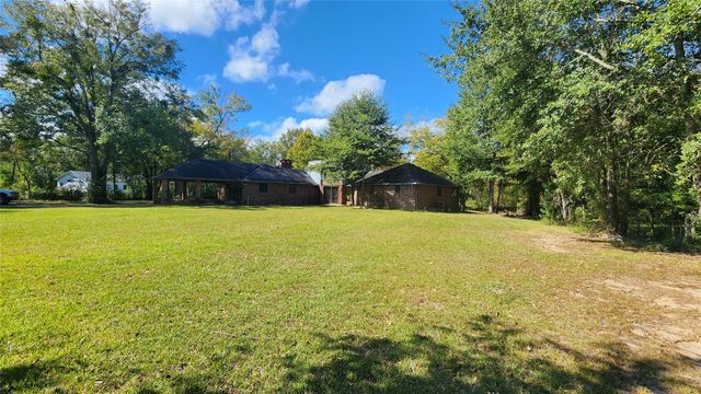 530 S 12th Street, Silsbee, TX 77656