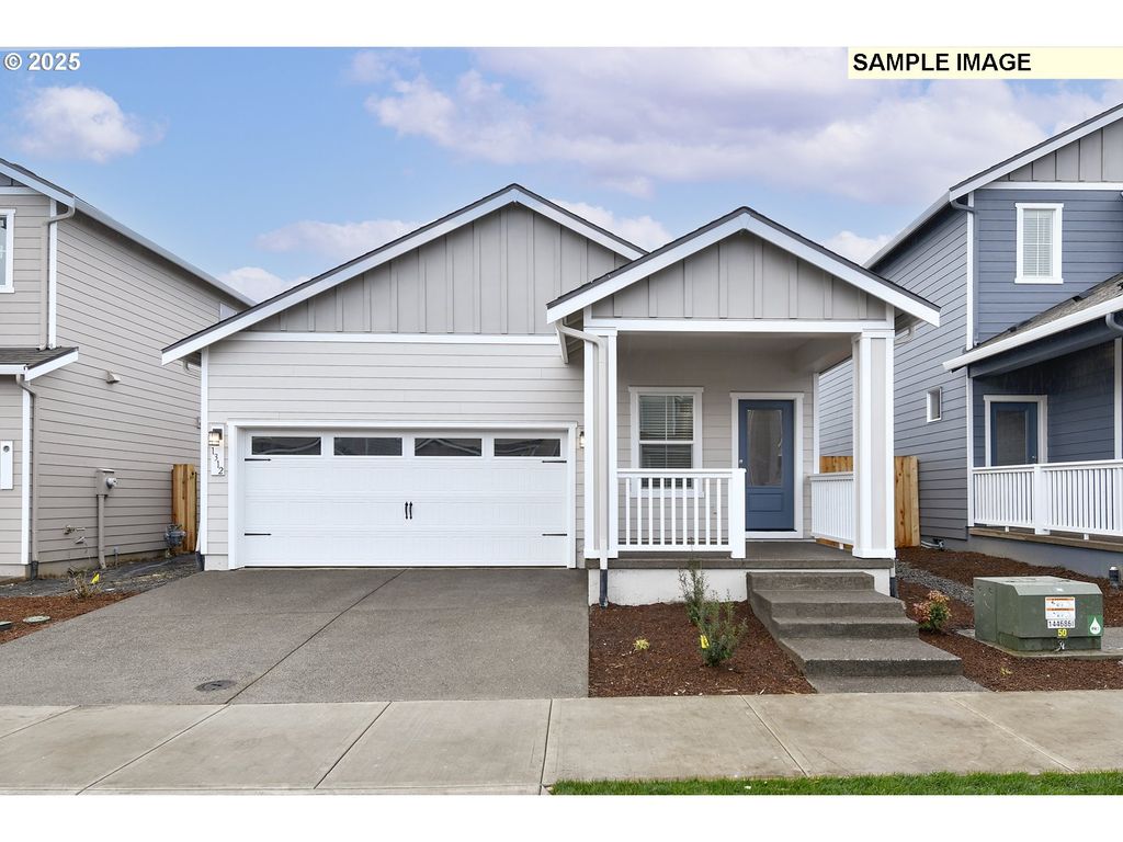 1112 PARKSIDE Ave, Woodburn, OR 97071