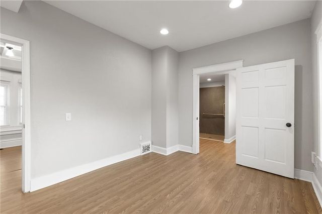 2961 Lockridge Avenue, Kansas City, MO 64128