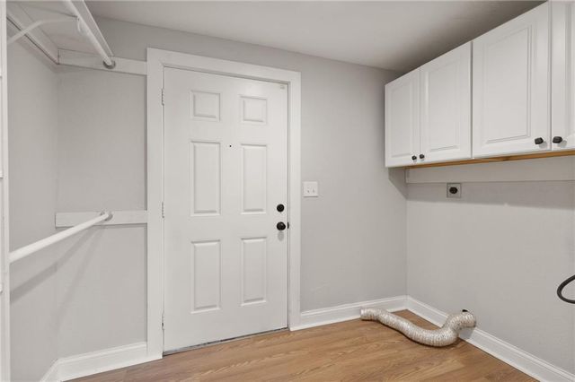 2961 Lockridge Avenue, Kansas City, MO 64128